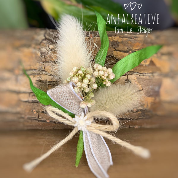 Anstecker für Hochzeitsgäste mit Trockenblumen - AnFaCreative