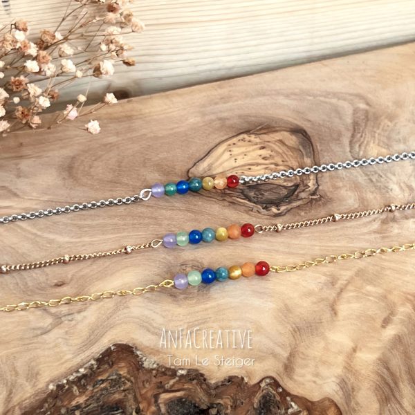 Drei Varianten der Chakren-Armband & Fußkette – in Gold, Roségold und Silber – mit 7 Chakra-Edelsteinen.